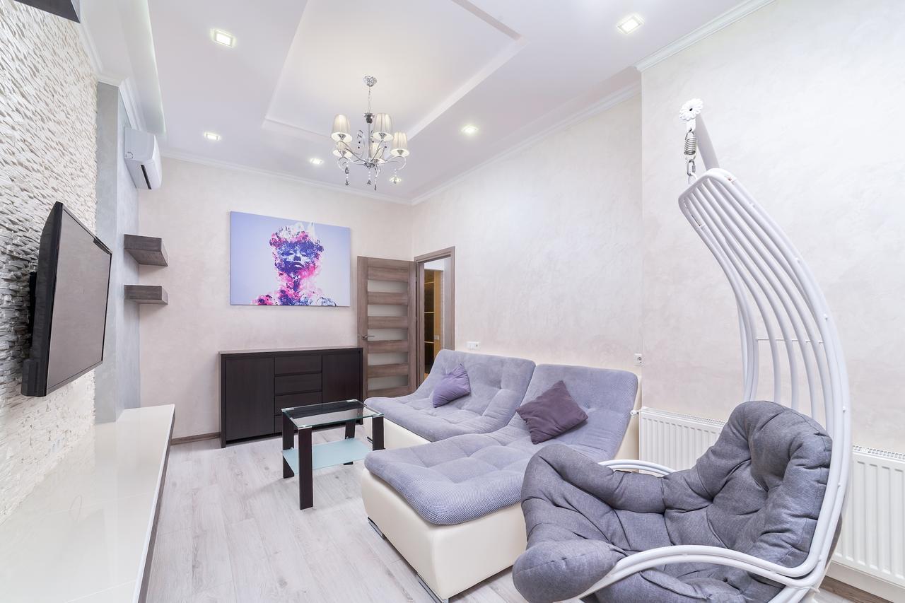 Apartment on Haharinske Plateau 5b Odessa Extérieur photo